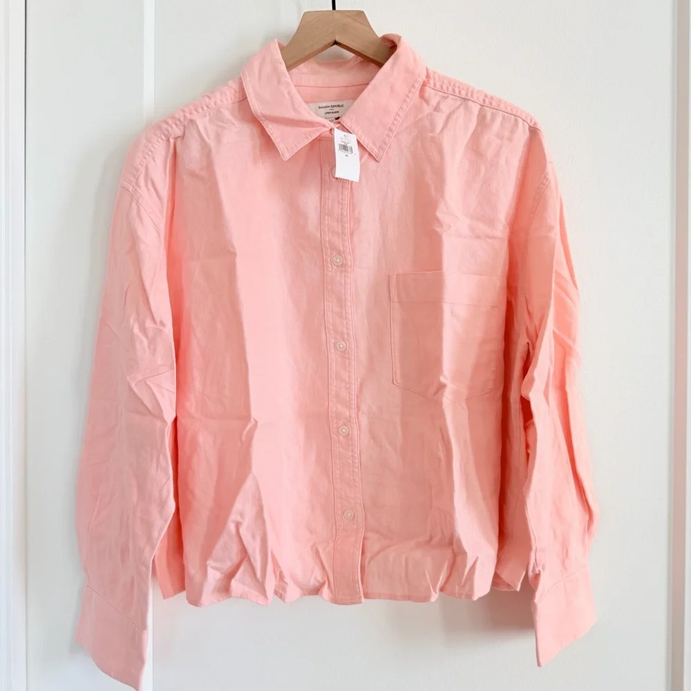 Cropped Banana Republic Salmon Linen Button Down Shirt - Picture 1 of 5
